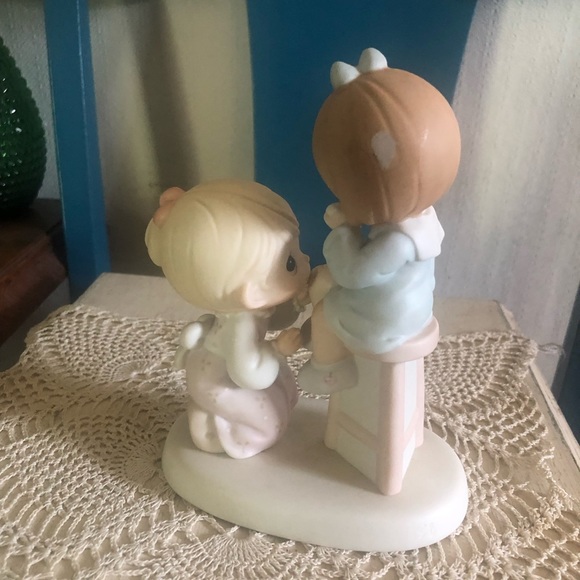 Precious Moments You Are Always There For Me FIGURINE - Picture 10 of 12
